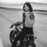 Черно - белые эротические фото