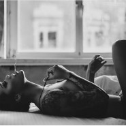 Черно - белые эротические фото