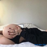 Попки молодых девушек