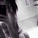 Упругие попы девушек