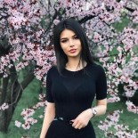 Сочные и обнаженные модели, девушки и женщины