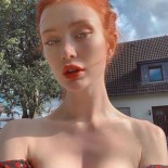 Подборка обнаженных и красивых женщин