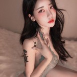 Подборка обнаженных и красивых женщин