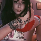 Полуобнаженные красотки