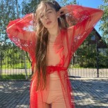 Полуобнаженные красотки