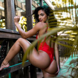 Смотреть и скачивать паки с фото и видео бесплатно