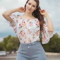 Сексуальные, загорелые, упругие женщины - здесь. Заходи!