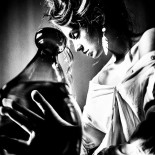 Сколько тайн и горячего желания таится в глазах этих длинноногих красавиц