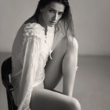 Обнаженные эротичные женщины