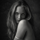 Обнаженные эротичные женщины