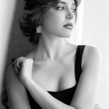 Обнаженные эротичные женщины