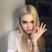 Молодые обнаженные девушки