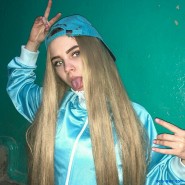 Молодые обнаженные девушки