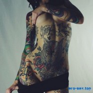 Татуированная нагота