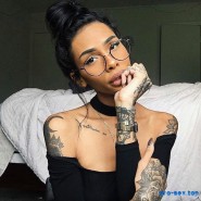 Голые картины