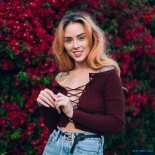 Картины на девушках