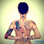 Картины на девушках