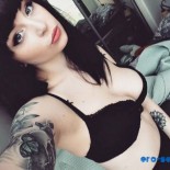 Картины на девушках