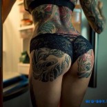 Красивые девушки с тату