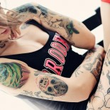 Красивые девушки с тату