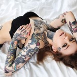 Девушки с татуировками