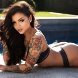 Татуированные девушки