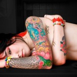 Голые и красивые с тату