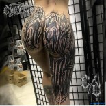 Тату на обнаженных девушках