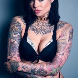 Подборка голых девушек с тату