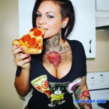 Эротичные и татуированные девушки