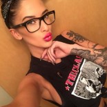 Эротичные и татуированные девушки