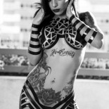 Девочки с тату