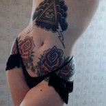 Голые с татушками