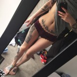 Яркие и голые в с тату