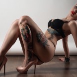 Красивые татуированные девушки