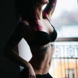 Красивые татуированные девушки