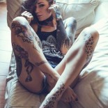 Татуированные, голые и сексуальные