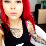 Красивые и голые татуированные тела