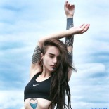 Красивые и голые в тату