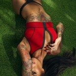 Красивые и голые в тату