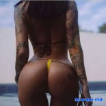 Голые и забитые тату