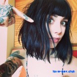 Фото голых и татуированных девушек