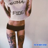 Эротичные рисунки на голых телах