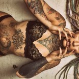 Сексуальные и голые татуированные девушки!