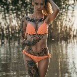 Девушки с тату января