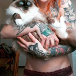 Татуированные обнаженные красотки