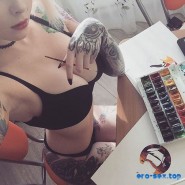 Девушки с тату, эротические фото