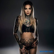 Девушки с тату, эротические фото