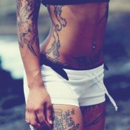 Девушки с тату, эротические фото