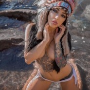 Обнаженные девушки с тату